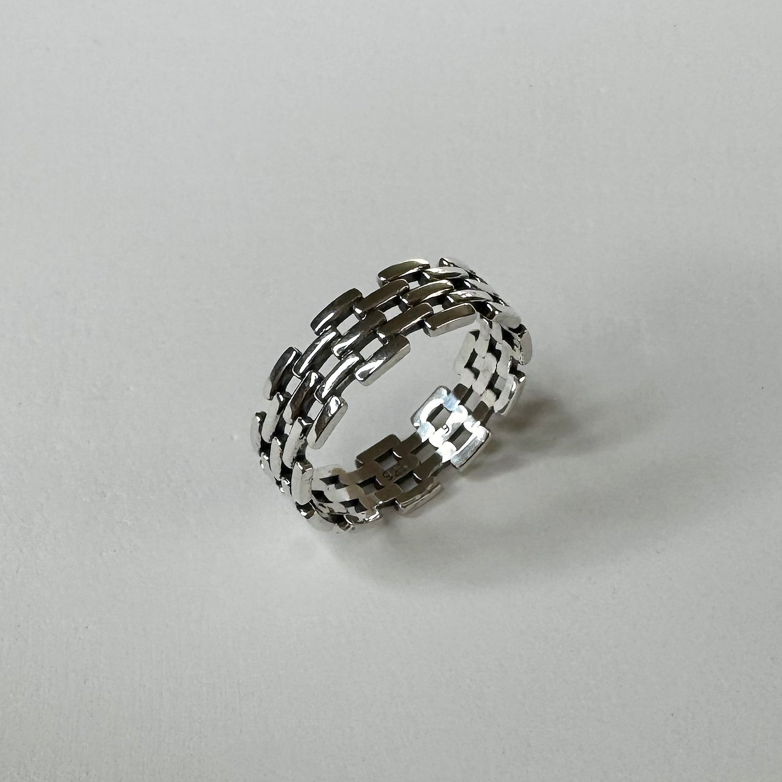 Top angle view of CHESI 925 sterling silver Brick Ring.