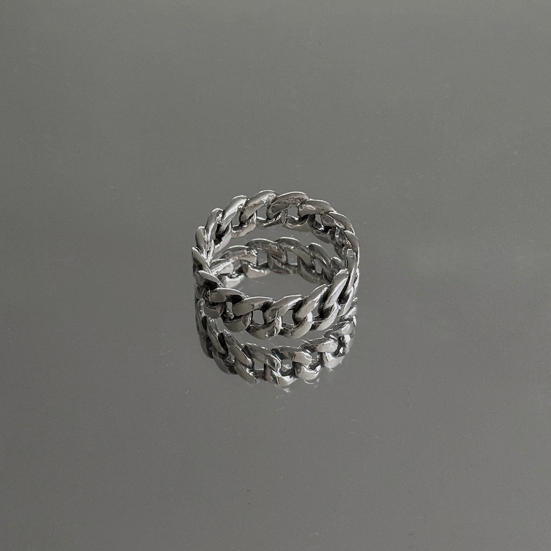 Front view of CHESI 925 sterling silver Cuban Ring