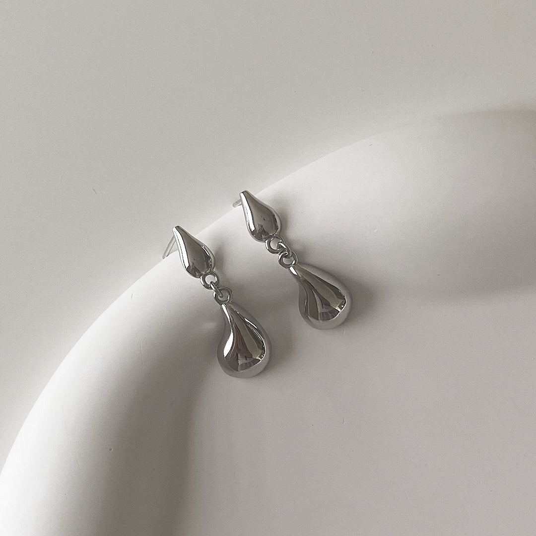Front angle view of CHESI 925 sterling silver Droplet Earrings with rhodium plating