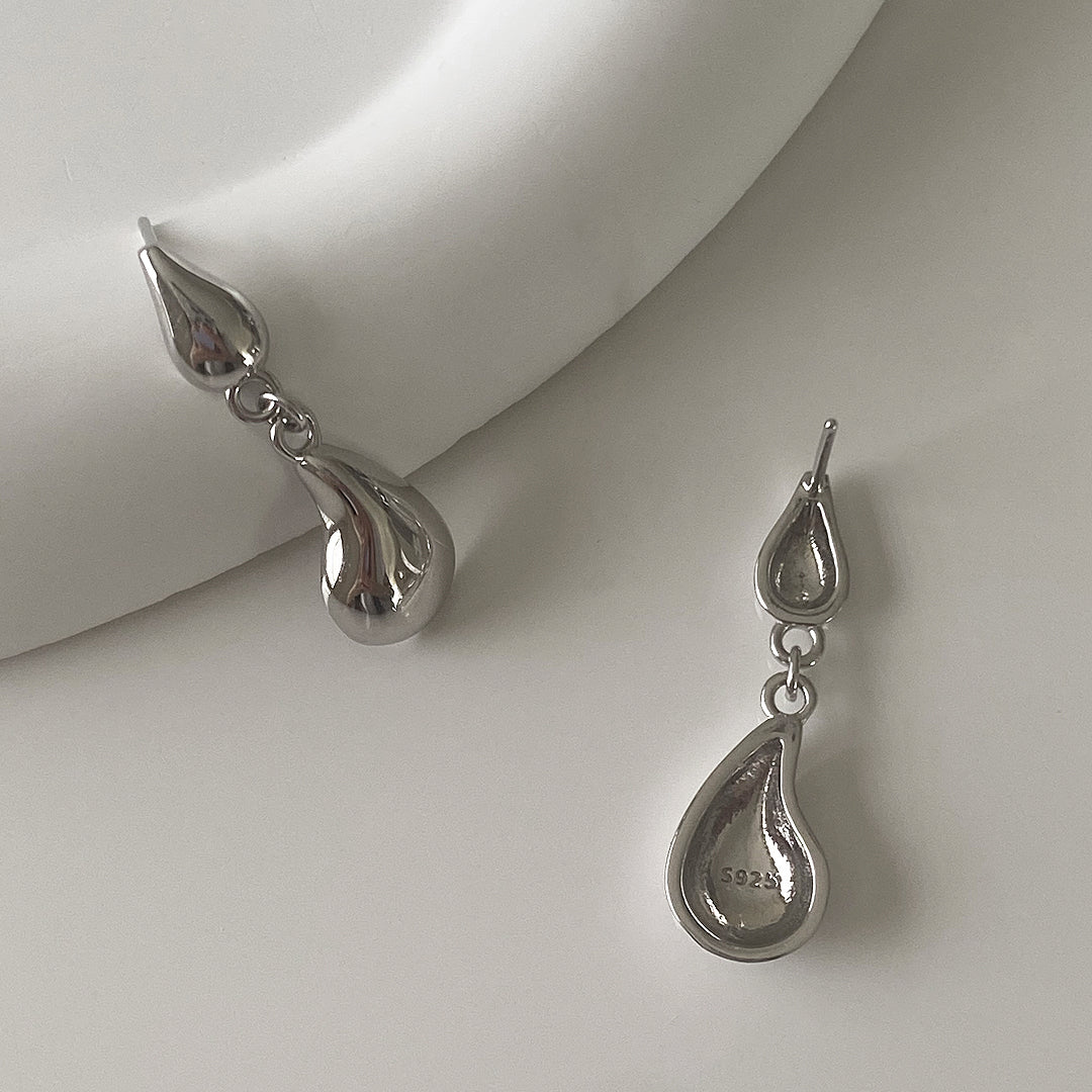 Front and back view of CHESI 925 sterling silver Droplet Earrings with rhodium plating, showing S925 marking.